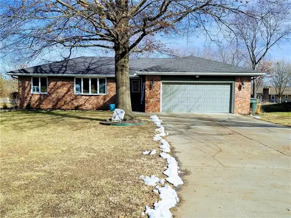 3812 SE Fair Meadows PL, Topeka, KS 66605