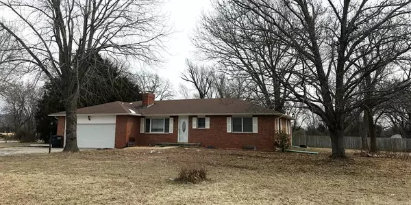 16903 S 1375 Rd., Nevada, MO 64772