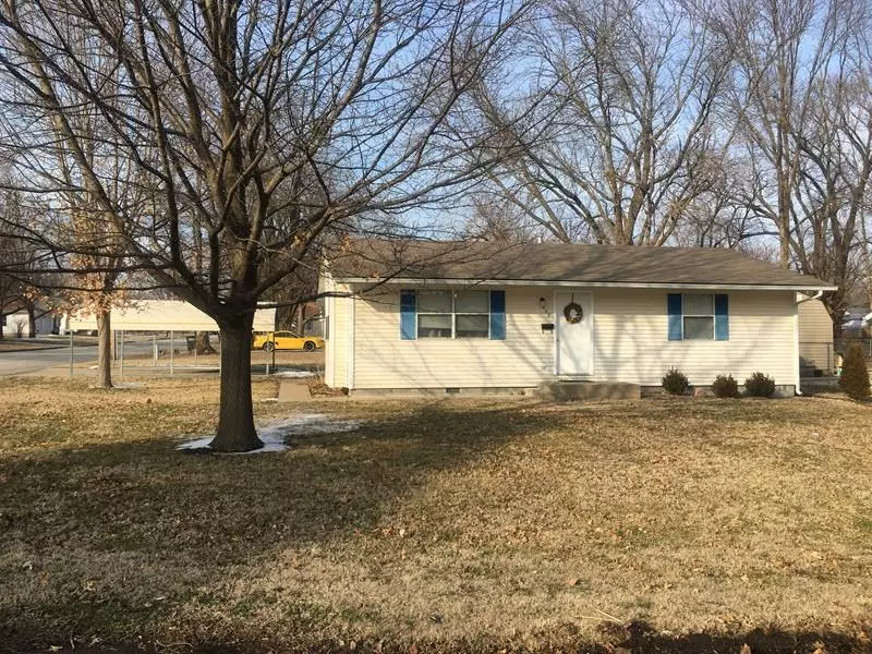 Nevada, MO 64472,130 W Park