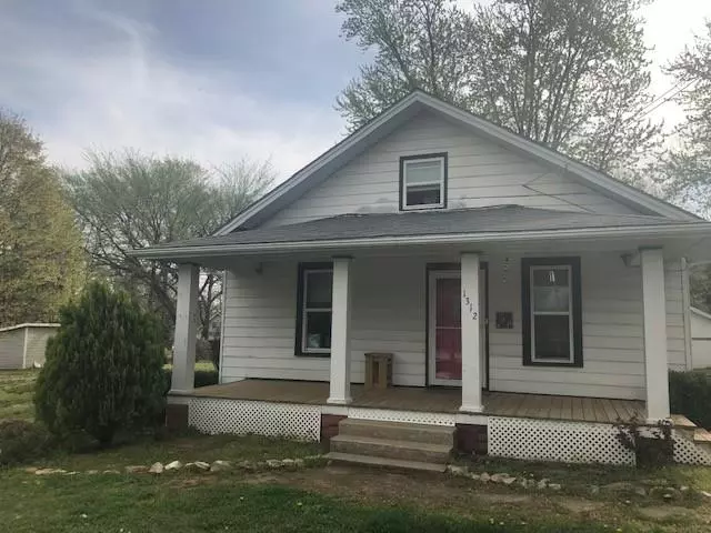 1312 N Main, Nevada, MO 64772