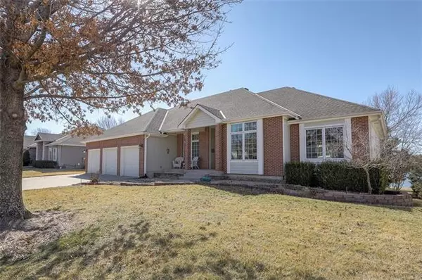 15539 Cedar, Basehor, KS 66007