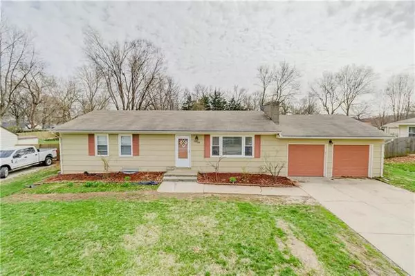 7909 99th, Kansas City, MO 64134