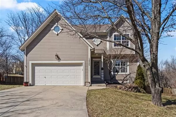 12926 Summit, Olathe, KS 66062