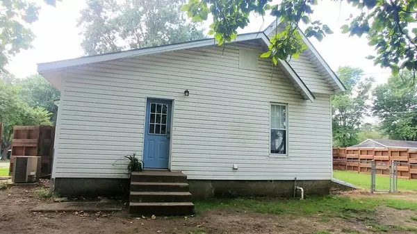 Nevada, MO 64772,730 W Allison