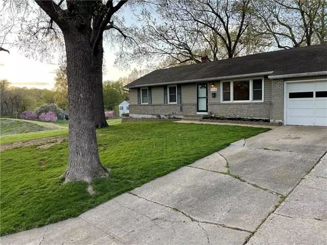 12500 34th #S, Independence, MO 64055