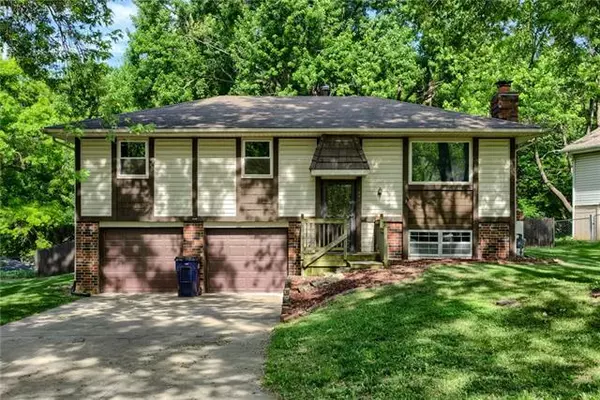 1901 Abbey, Blue Springs, MO 64014