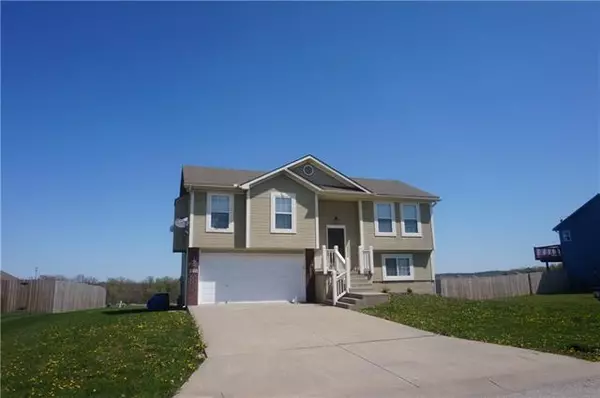 634 Tisha, Grain Valley, MO 64029