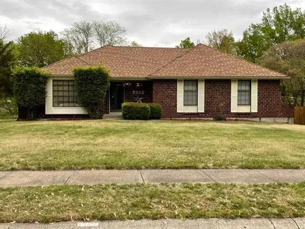 7305 Flora, Gladstone, MO 64118