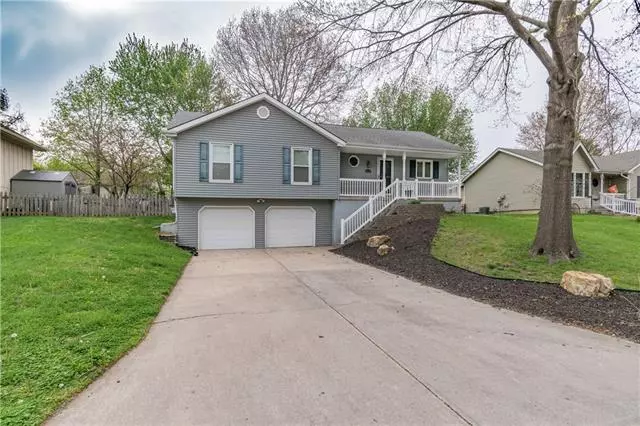 Kearney, MO 64060,1716 Regency