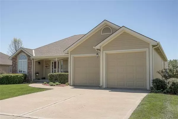 Kearney, MO 64060,813 8th