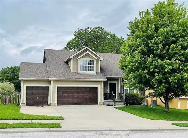 403 Golfview, Pleasant Hill, MO 64080