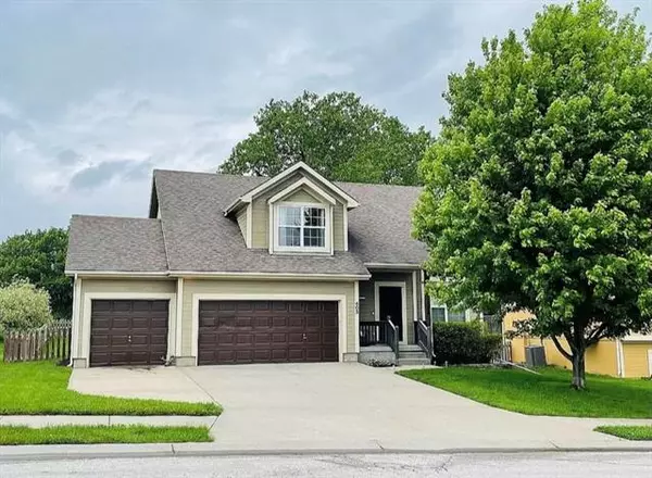 Pleasant Hill, MO 64080,403 Golfview