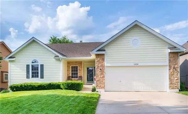 1824 Park, Olathe, KS 66061