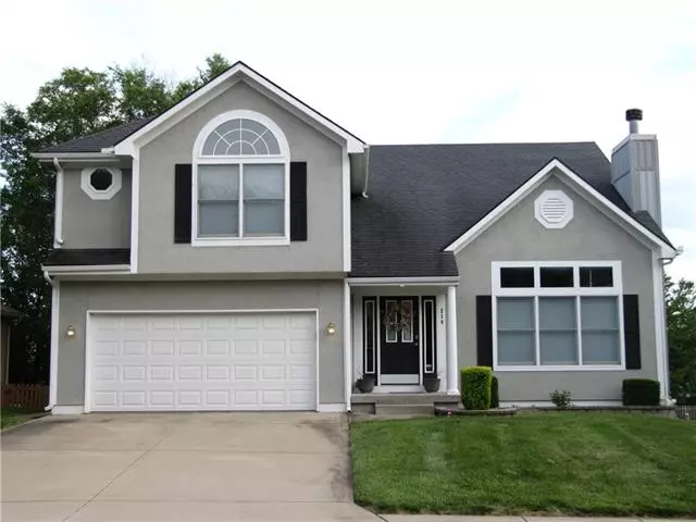 214 Chateau, Blue Springs, MO 64014