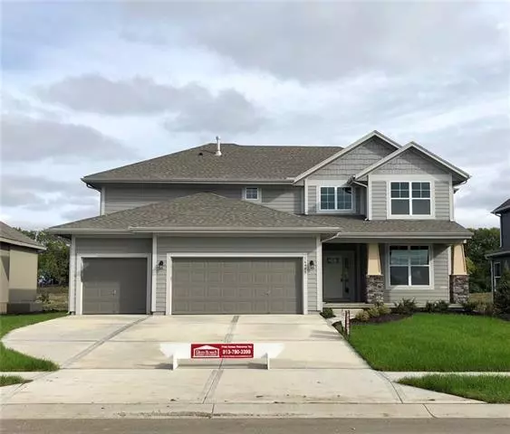 16572 S Stagecoach ST, Olathe, KS 66062