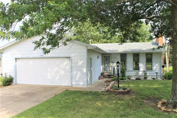 2508 Kingsrow, Topeka, KS 66614