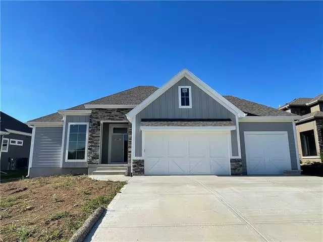 Olathe, KS 66062,16162 W 166th CT