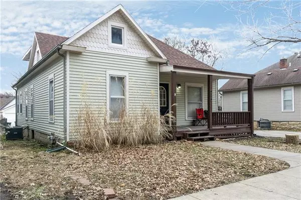 932 Alabama, Lawrence, KS 66044