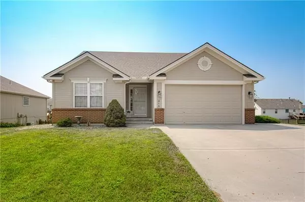 815 8th, Kearney, MO 64060