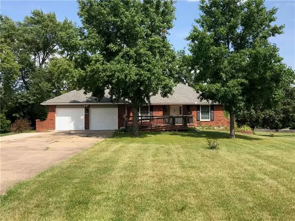 19955 Riggs, Stilwell, KS 64085