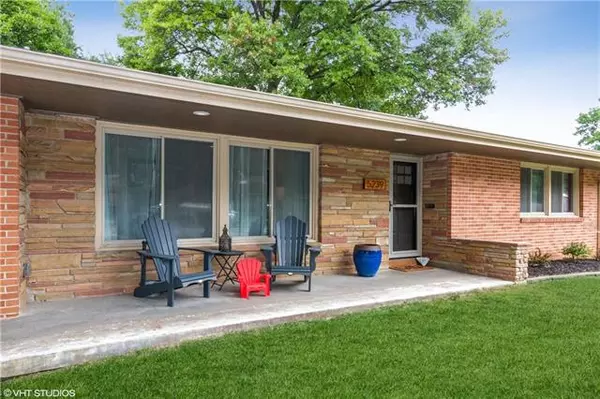 Roeland Park, KS 66205,5239 Howe