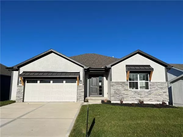 2008 Creek View, Raymore, MO 64083