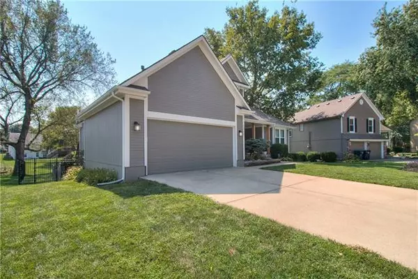 Blue Springs, MO 64014,1317 Quail Walk