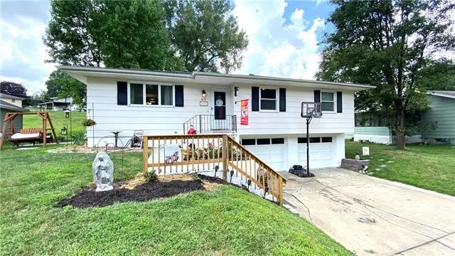 3010 Morningside, St Joseph, MO 64503