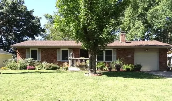 712 Hillcrest, Butler, MO 64730