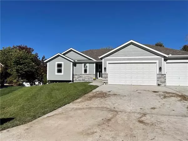 604 Olive, Raymore, MO 64083