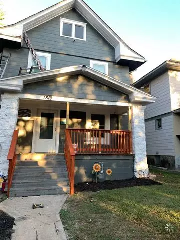 1819 Spruce, Kansas City, MO 64127