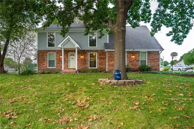 2315 Springbrook, Blue Springs, MO 64014