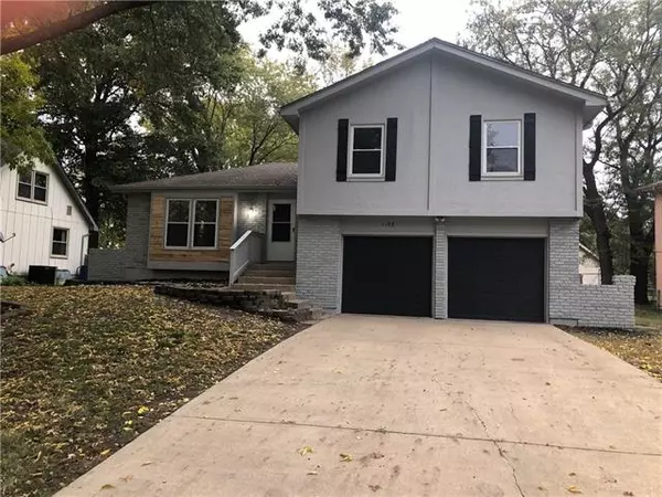 1108 Walker, Olathe, KS 66061