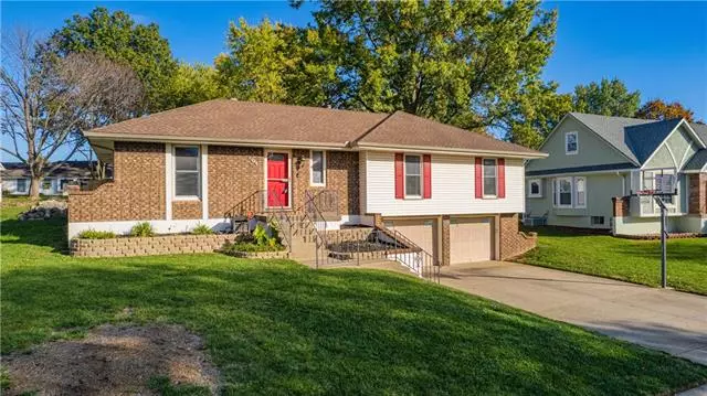 Blue Springs, MO 64015,704 Springwood