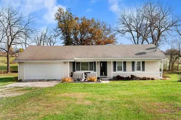 33262 Koala, Excelsior Springs, MO 64024