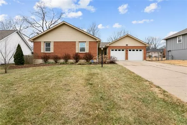 12828 Smalley, Grandview, MO 64030