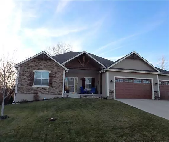 806 155th, Basehor, KS 66007