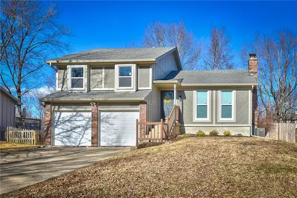 1000 Cothrell, Olathe, KS 66061