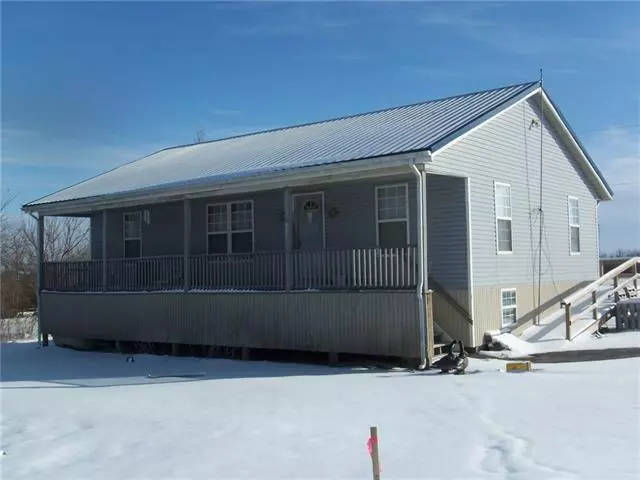 22 Fairway DR, Mound City, KS 66056