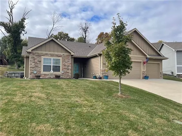 603 N Monterey WAY, Lawrence, KS 66049