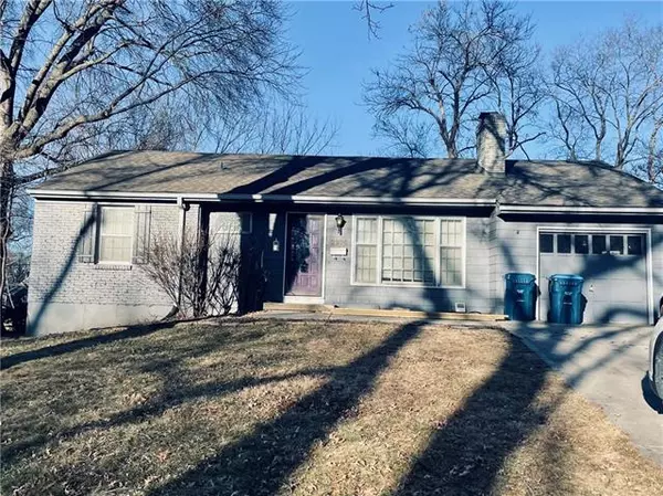 2906 W 72nd TER, Prairie Village, KS 66208