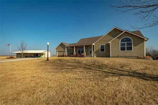 2126 N 200th RD, Wellsville, KS 66092