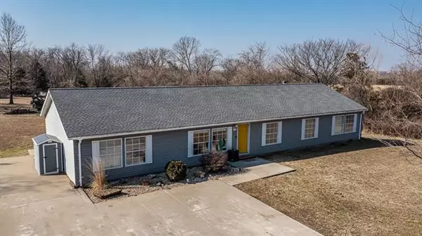 20803 Cantrell RD, Linwood, KS 66052