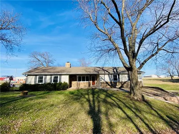 148 Cessna RD, Gallatin, MO 64640