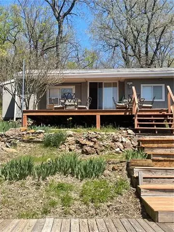 50 W Lakeside CIR, Lacygne, KS 66040