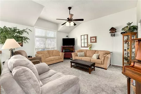 Lansing, KS 66043,405 Brookwood PL