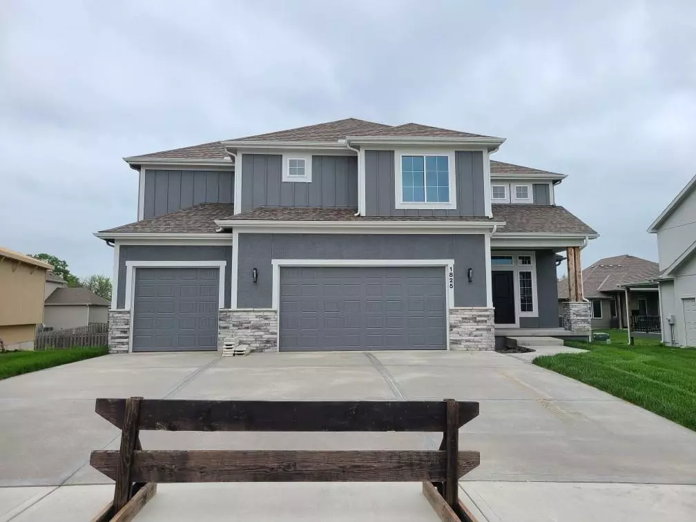 Lee's Summit, MO 64082,1825 SW Sage Canyon RD