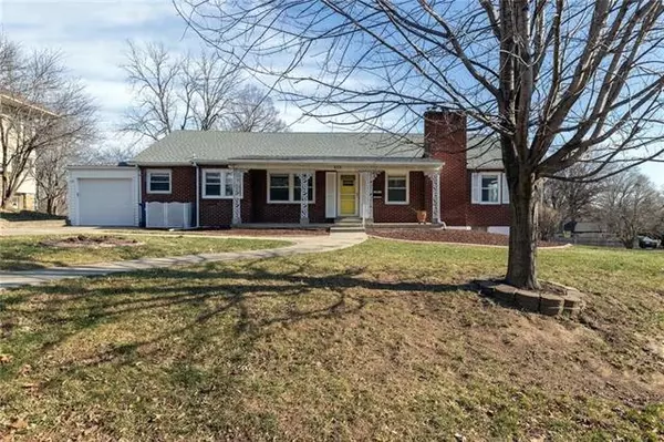 Liberty, MO 64068,111 Moss Avenue N/A