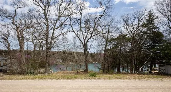 Mound City, KS 66056,66 SW Fishing Lake DR