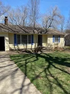 4938 W 78th TER #W, Prairie Village, KS 66208